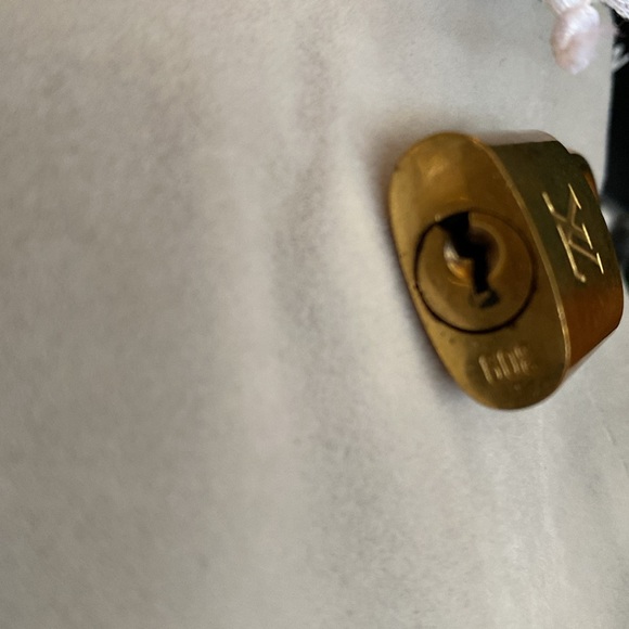 LV Lock and Key #309 - Picture 3 of 4